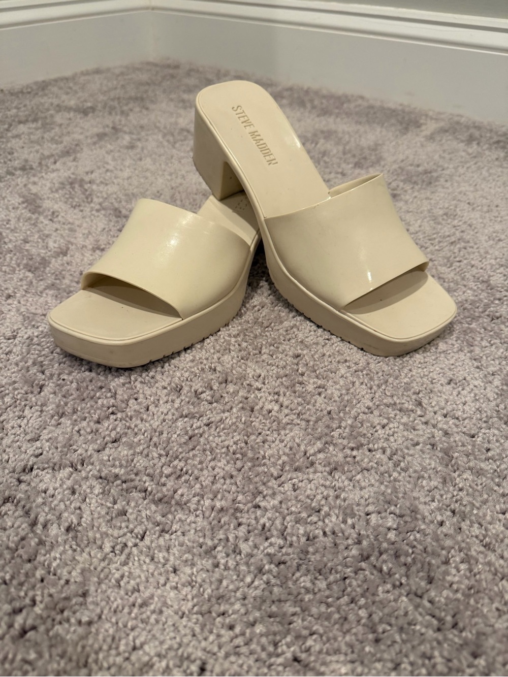Steve Madden Ivory Platform Slide Mules